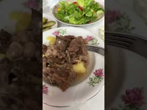 Delicioso Kuurdak: Receta Tradicional de la Cocina Kirguisa